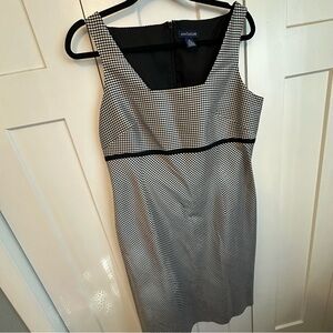Ann Taylor Black and White Houndstooth/Gingham  Midi Dress